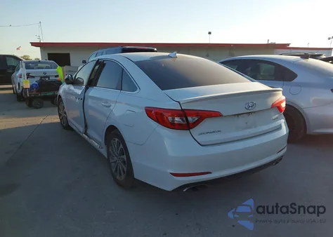 2015 Hyundai Sonata Sport z USA, uszkodzony, nr VIN 5NPE34AF9FH093670